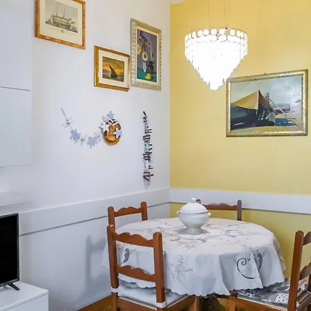 Apartament Near The Beach - Apartment *